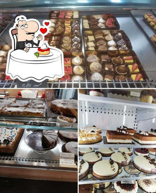 Dolce Locanda serve un'ampia gamma di dolci
