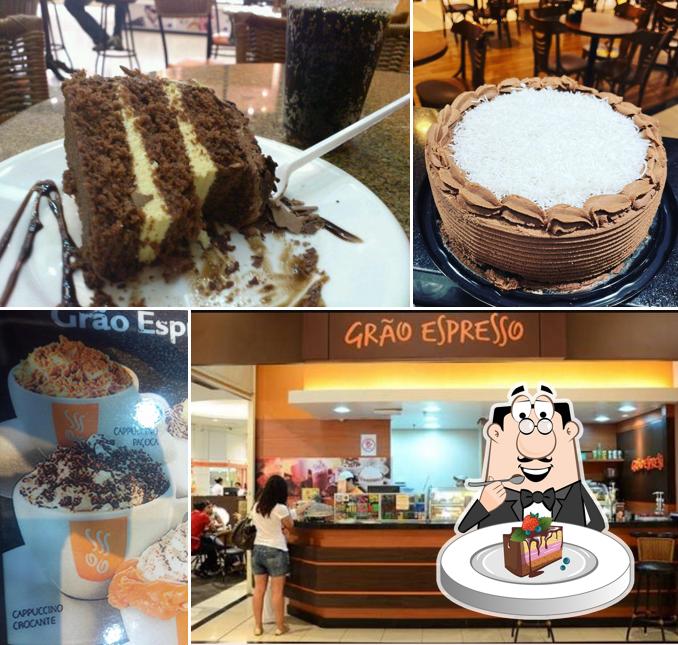 Bolo de chocolate em Grão Espresso Cafeteria