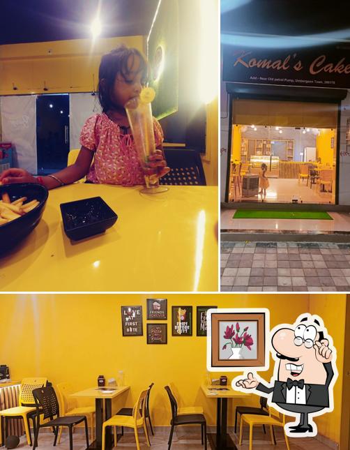Check out how Komal's Cake looks inside