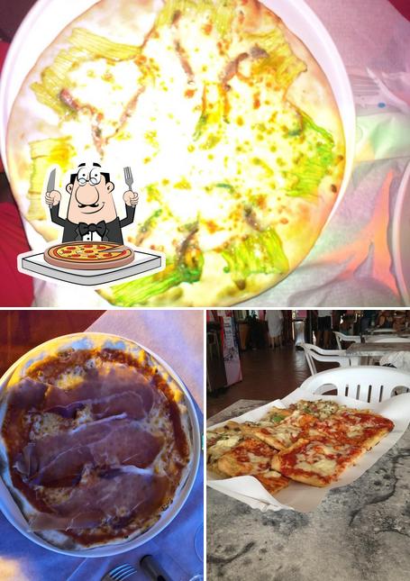 Prenditi una pizza a San Marco Beach And Food