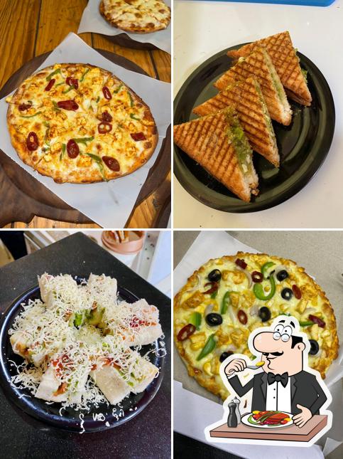 Food at Nik's street cafe