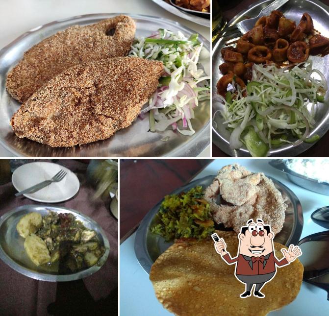 Food at Longuinhos Bar, Restaurant & Confectioners