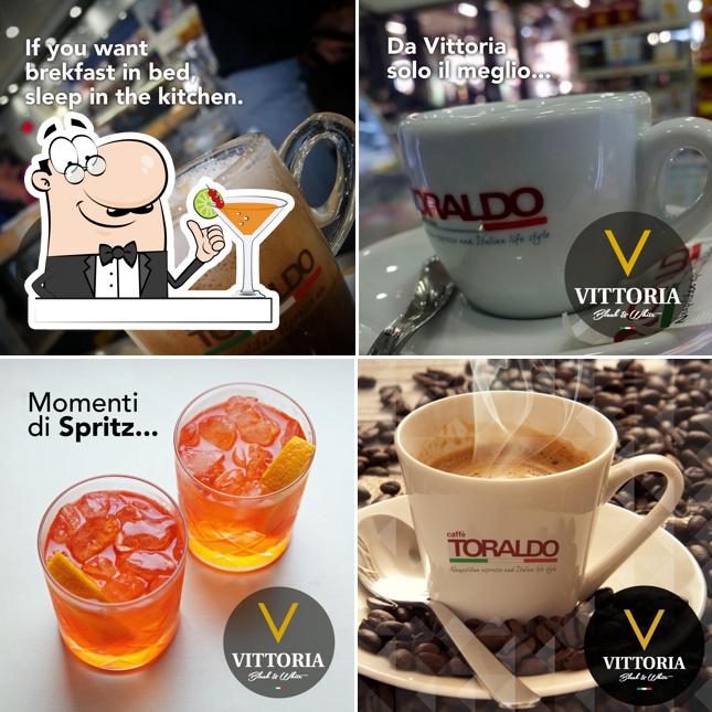 Vittoria Black & White Via Padula