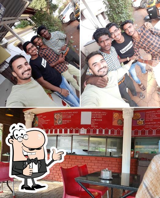 Here's a pic of Hill Top Restaurant