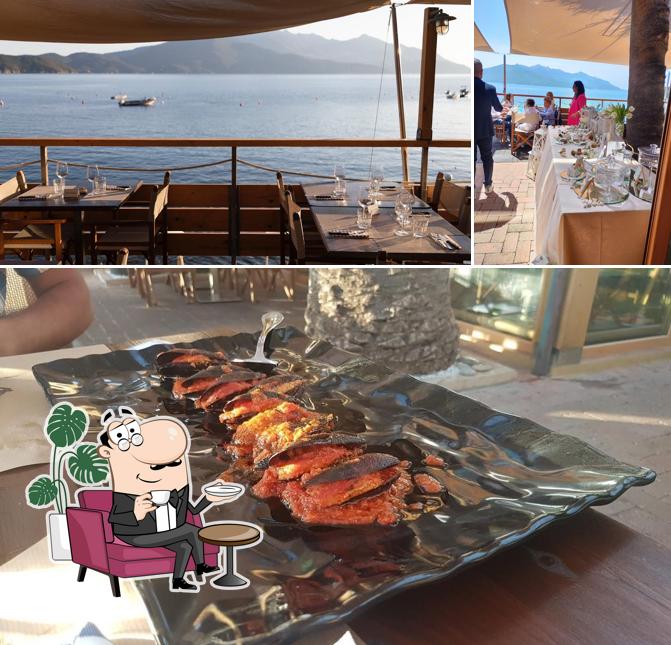 Gli interni di Osteria di Mare Enfola