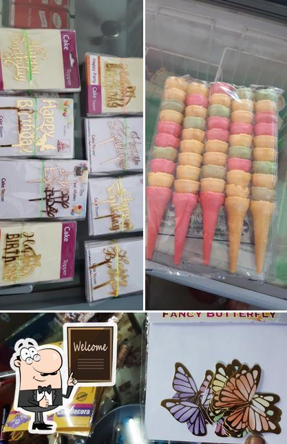 See this pic of Take n bake