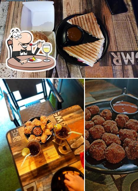 Food at 1972 Food Park Cafe