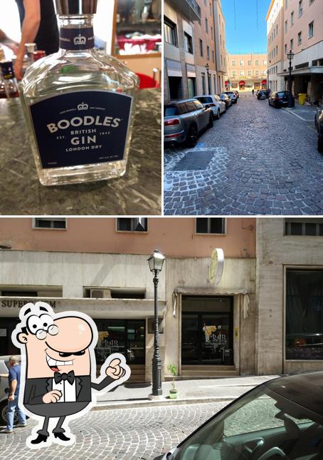 La immagine di esterno e cibo da Bar Supercinema Chieti
