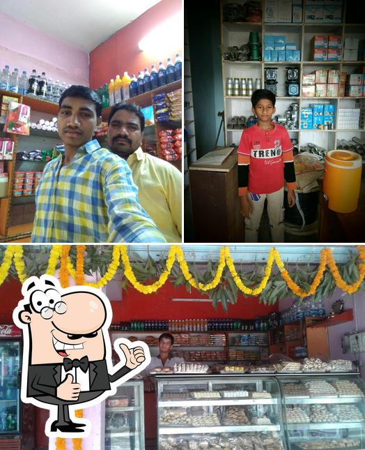 See the pic of Sri. S.S.Bangalore Iyengar Bakery
