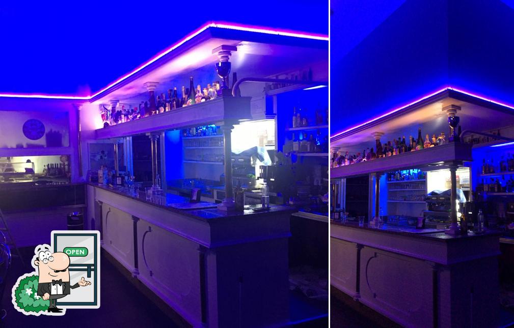 Gli esterni di Bar Ohana