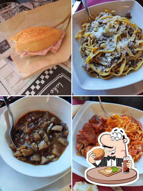 Prova un hamburger a Bar Zocchi Di Zocchi Massimo