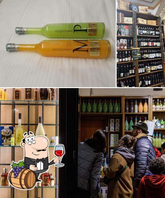 È gradevole prendersi un bicchiere di vino a Enoteca Al Senato