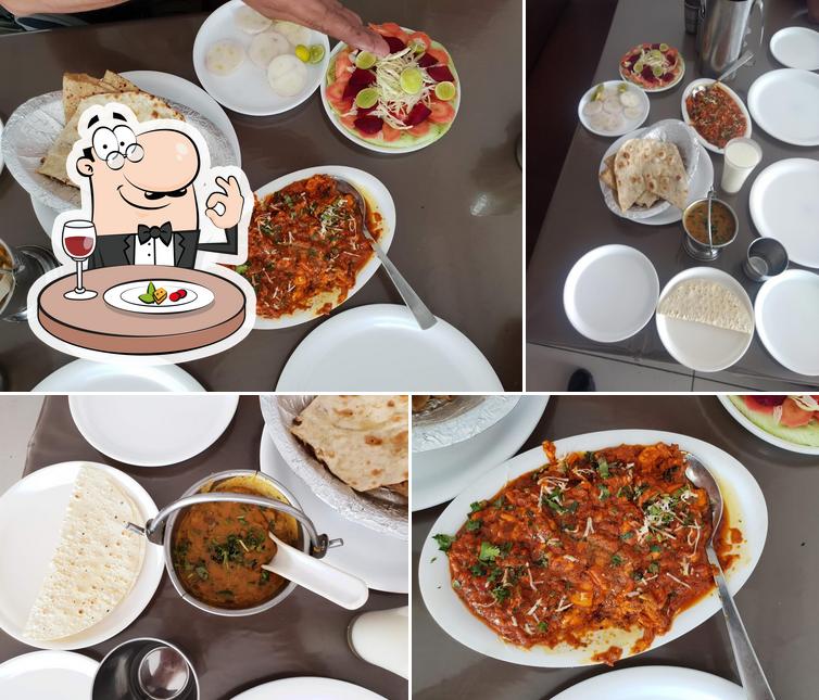 Hotel Varniraj-Gondal Cross Roads