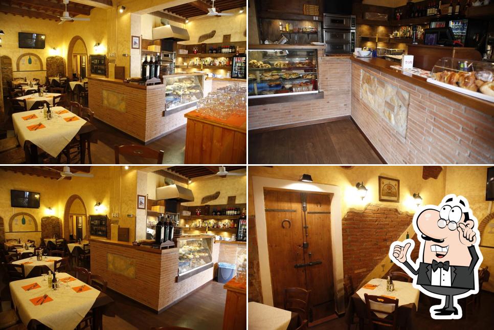Pizzeria La Piazzetta Da Cristina Livorno