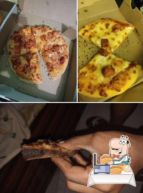 Garlic bread at Pizza Lover