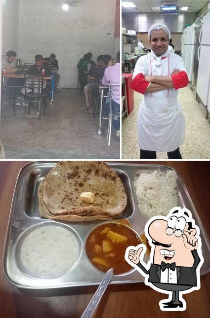Check out how Sabera restaurant Indian Chinese looks inside