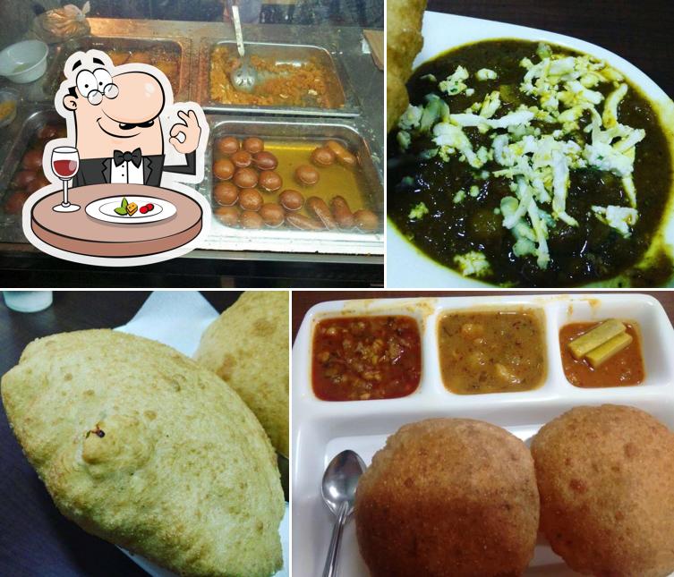 Meals at Shiv Mishthan Bhandar