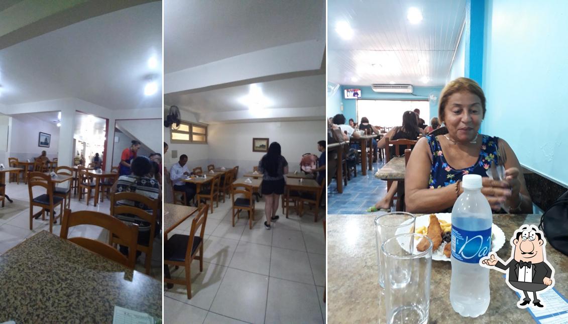 Sente em uma das mesas no Restaurante Bem Bom