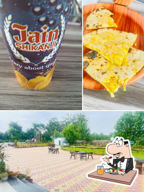 This is the picture displaying food and interior at Jain shikanji Pure Veg Restaurant