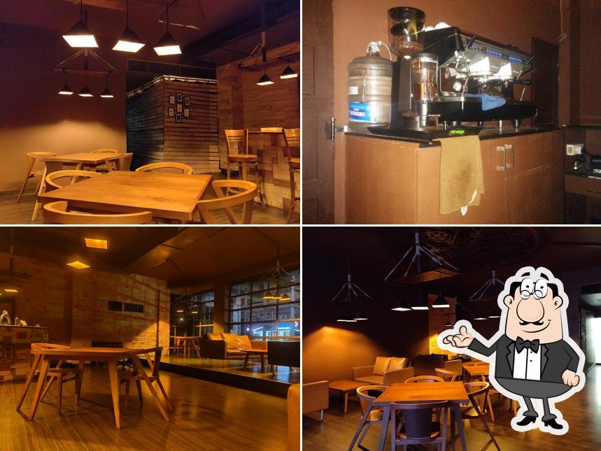 Nosh Haus Metro Pillar 106