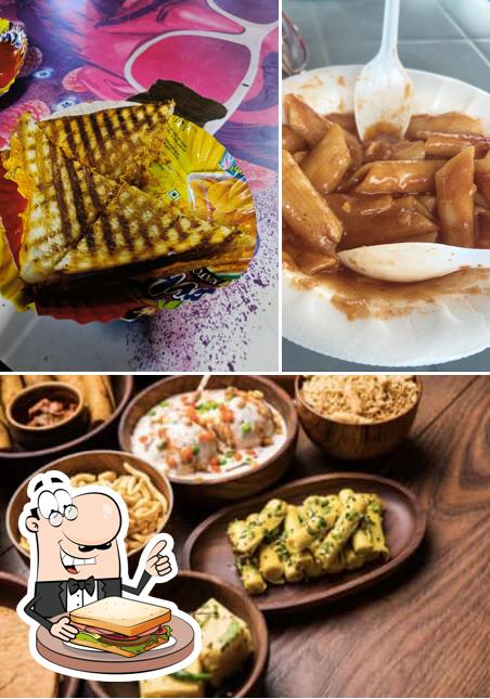 Grilled cheese sandwich at CHACHA CHAUDHARY TEA AND SNACKS CORNER