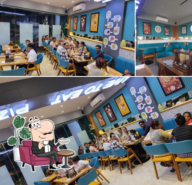 Check out how Martino'z pizza - Kamrej looks inside