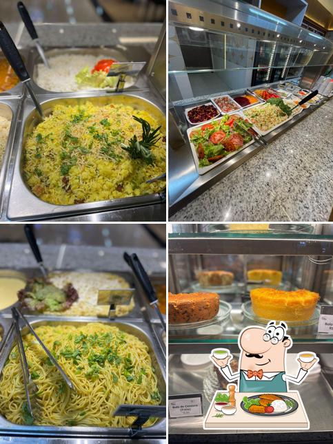Comida em Restaurante da Villa Self-Service