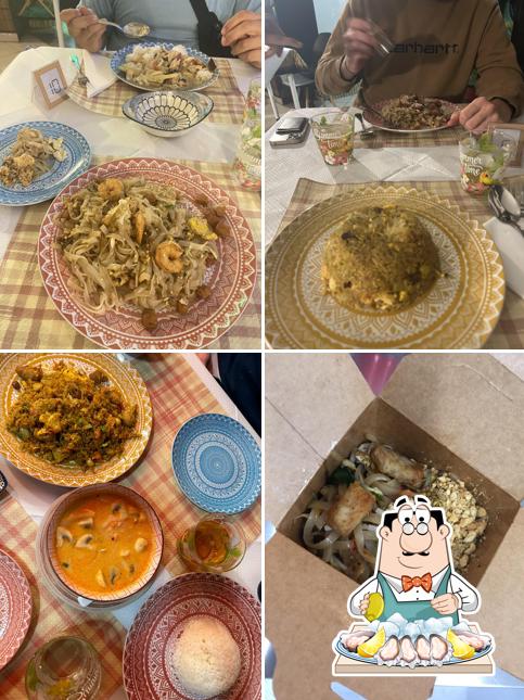 Ostriche al Kaopad&Padthai - Cucina thailandese take away Ostriche al Kaopad&Padthai - Cucina thailandese take away