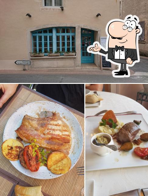 Installez-vous à l'une des tables de Restaurant L'Escargot La Châtre