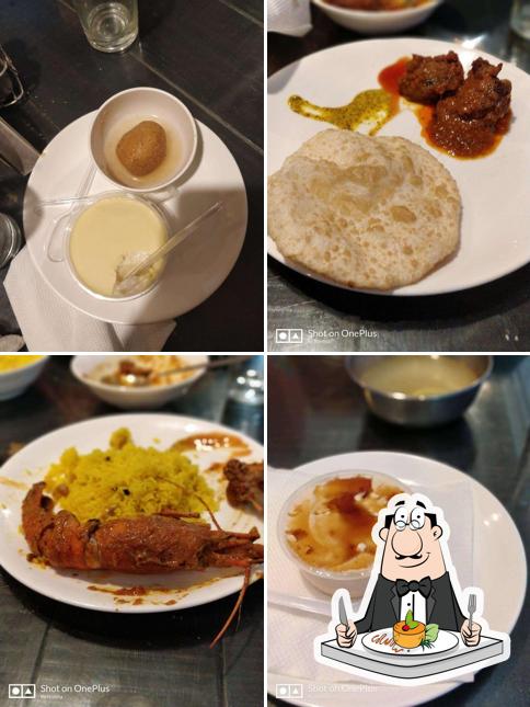 Food at Bhojohori Manna