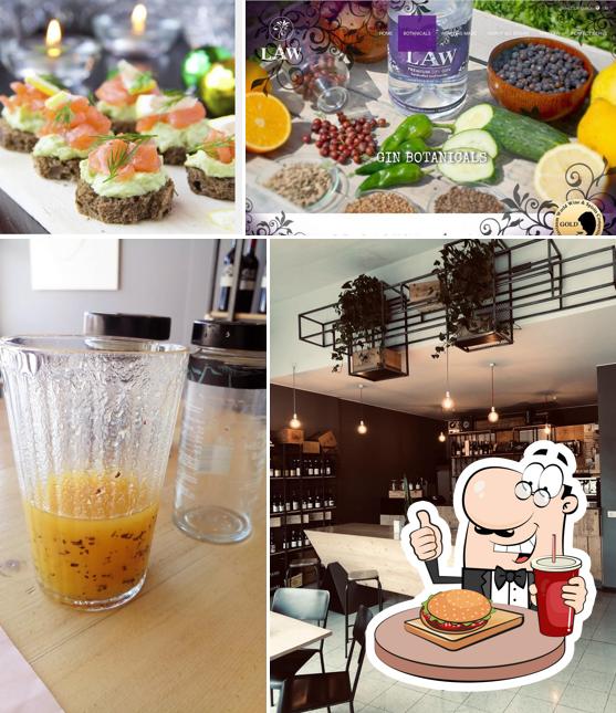 Ordina un hamburger a Ginger Bar
