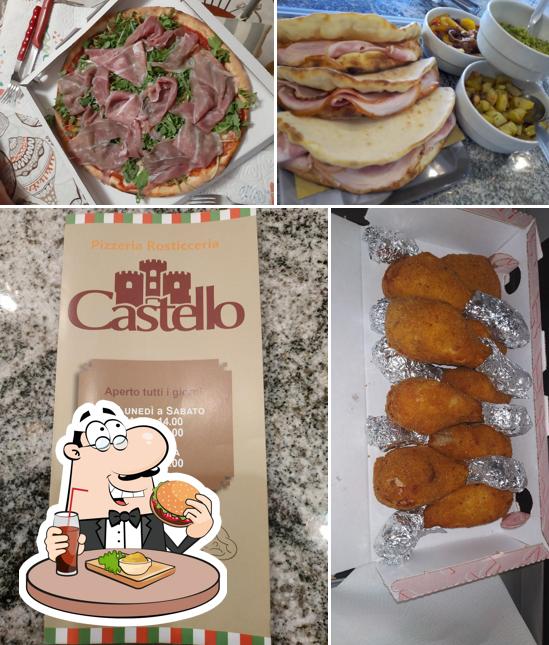 Prova un hamburger a Pizzeria Rosticceria Castello