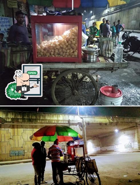 Check out how MITA FUCHKA STALL looks outside