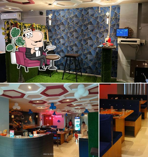 The interior of Mr.Kitchen Dining