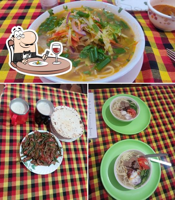 Food at Kalsang cafe