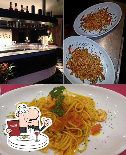 La foto della cibo e bancone da bar di Dalla Sciura Rosaria