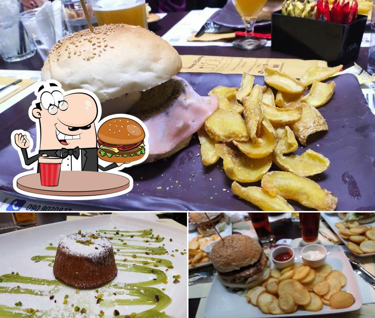 Pizzeria Hamburgeria Passione Eterna propone un'ampia selezione di opzioni per gli amanti dell'hamburger