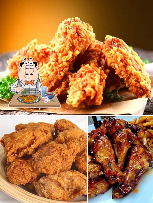 Chicken wings at MOM'S PIZZA FAMILY RESTAURANT