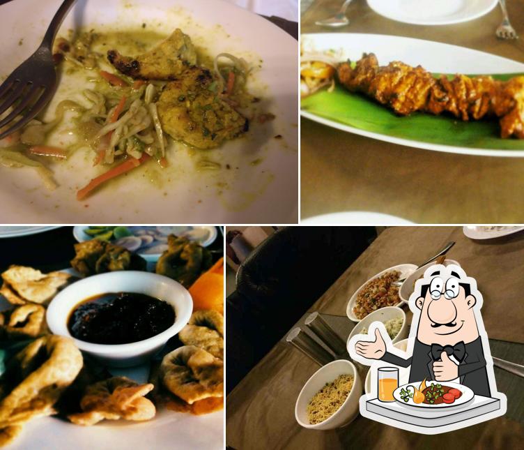Meals at Status Family Rest-O-Bar