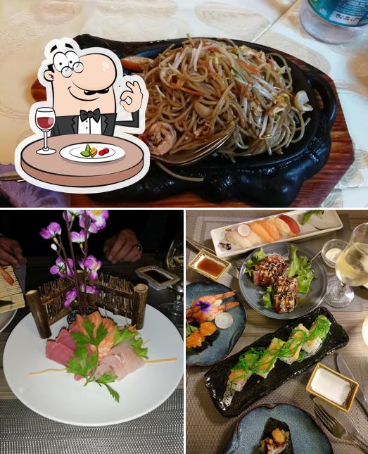Cibo al Ristorante giapponese e cinese