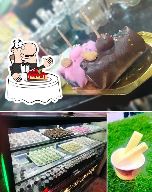 Smok Paan Shop serves a selection of sweet dishes