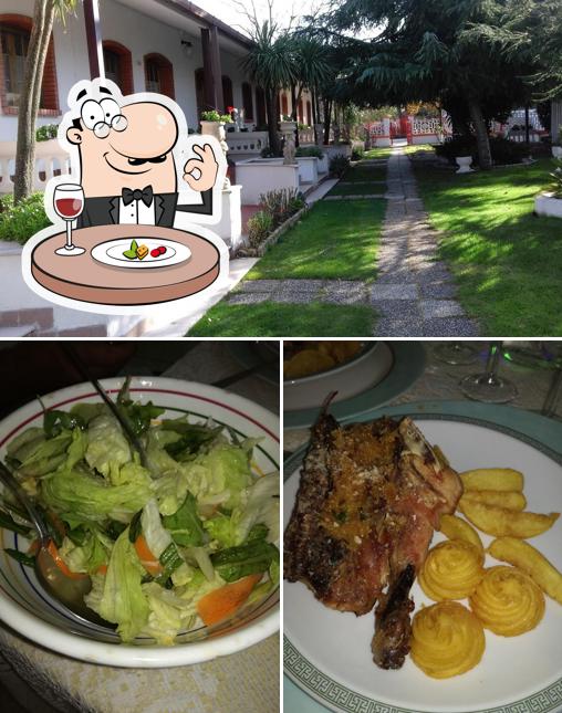 Tra le varie cose da Hotel Ristorante Le Terrazze si possono trovare la cibo e interni