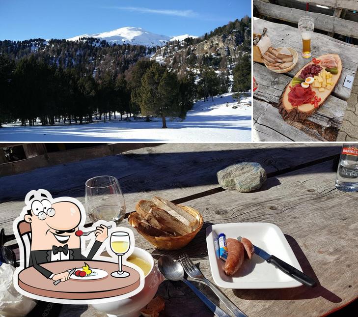 Tra le varie cose da La Posa, Alp Champatsch si possono trovare la cibo e esterno