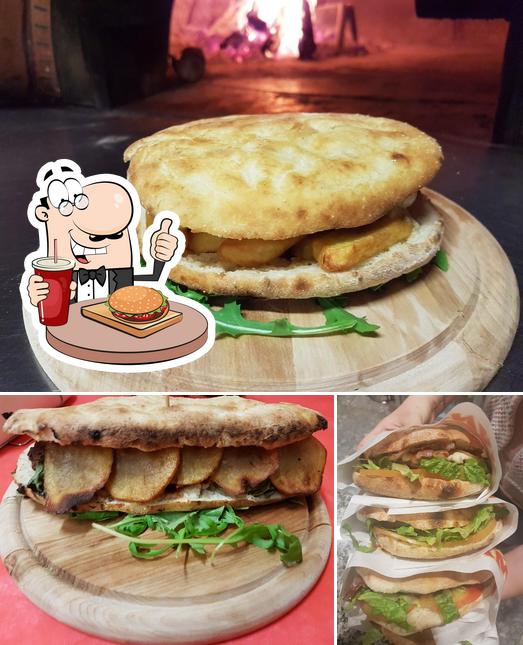 Prova un hamburger a Pizzeria da Gigino