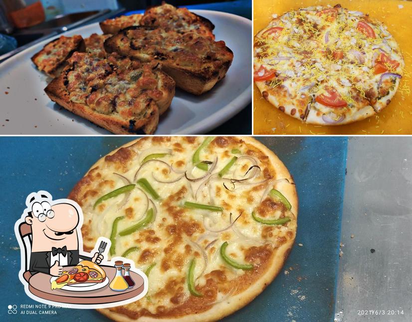 Try out various kinds of pizza