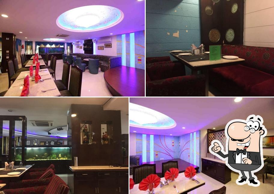 Amita's Delhi Darbar