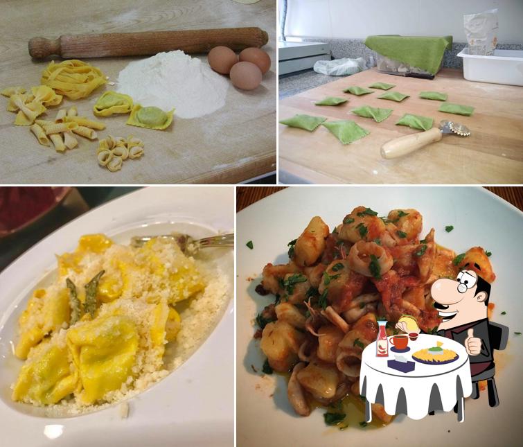 Piatto di formaggi al La Trattoria