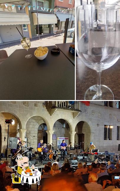 Dai un’occhiata alla immagine che mostra la cibo e interni di NEW CAFÈ di Eleonora De Angelis
