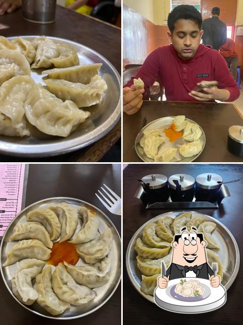 Dumplings at Sha-O-Lin