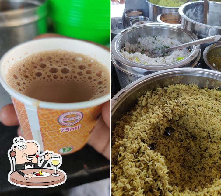 Food at Suresh Chandra Hotel arya vysya Hotel